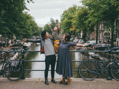 Natural Japanese Family Pictures in Amsterdam