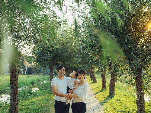 Creative Family Photographer at Zaanse Schans