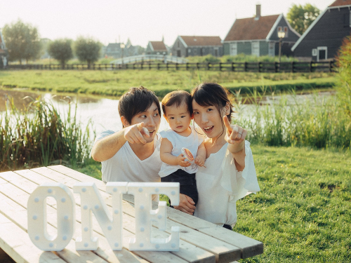 Meaningful Family Portraits at Dutch Windmills Village