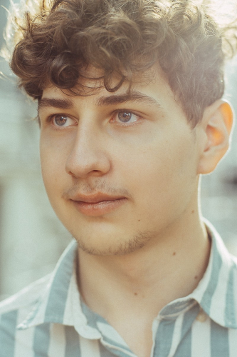 Candid Male Dating Photos Along Amsterdam Canals